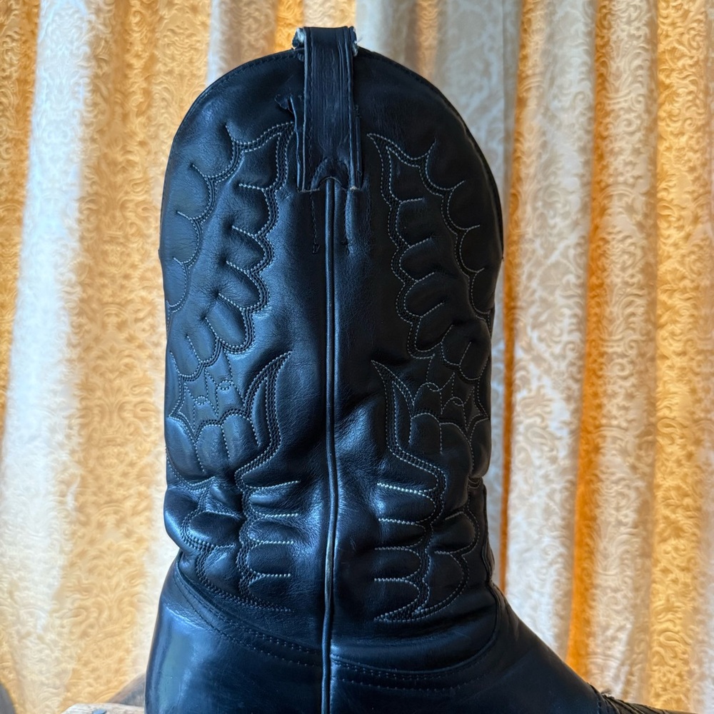 Gorgeous Boulet Cowboy‎ Boots - Picture 6 of 11